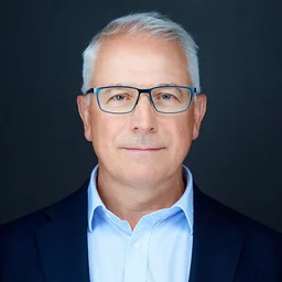 Fekete Gábor mentőtiszt, MODELLO Intézet